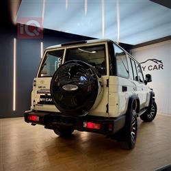 تۆیۆتا لاند کرۆزەر 70